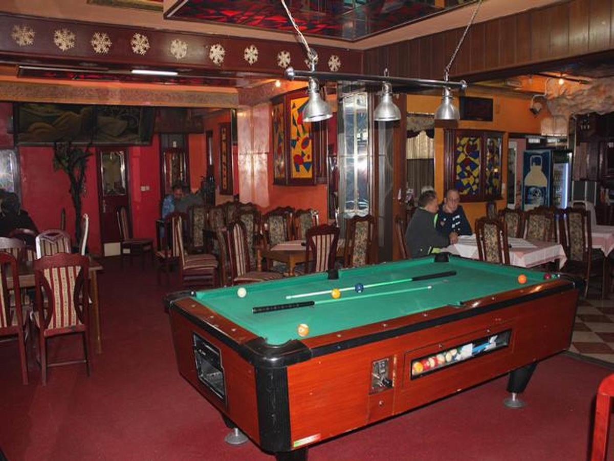 Jet Star Motel Zivinice Екстер'єр фото
