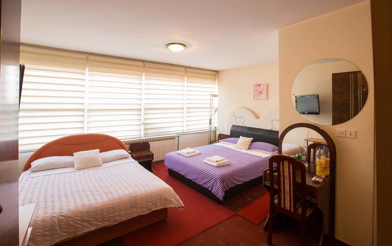 Jet Star Motel Zivinice Екстер'єр фото