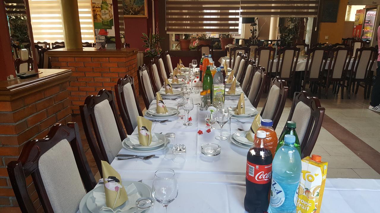 Jet Star Motel Zivinice Екстер'єр фото